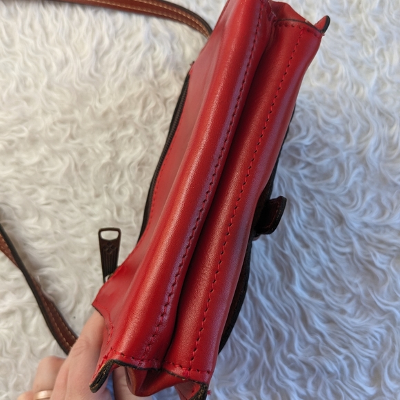 Patricia Nash Torri Red Leather Crossbody - Picture 9 of 12